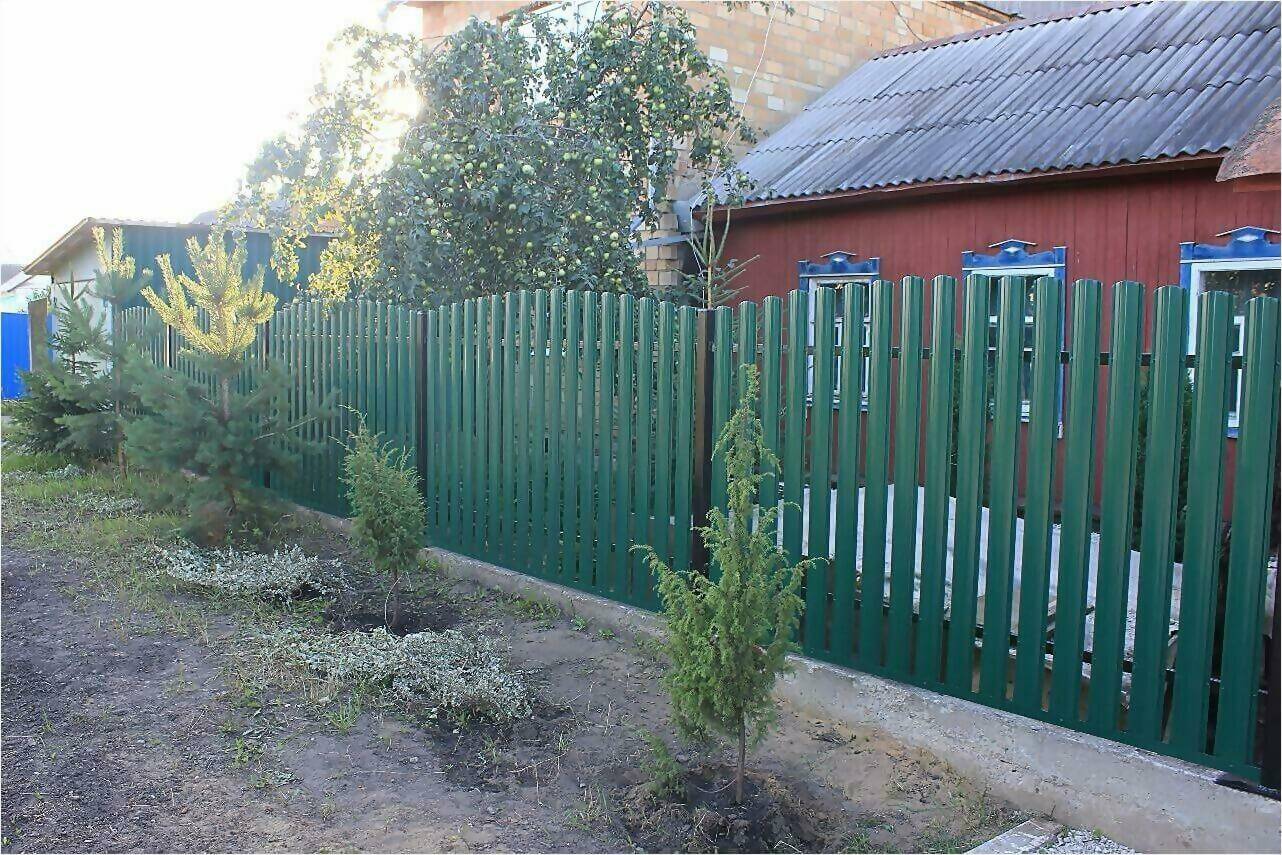 Забор из штакетника 60м фото1 в Твери