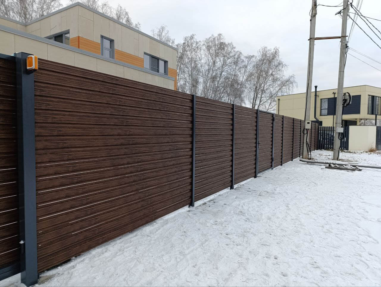 Забор-ранчо из евроштакетника 58м Темный Каштан 3D Принтек фото 4 в Твери